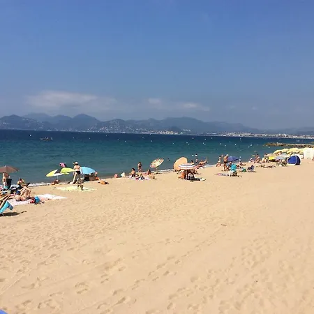 Holiday Or Congress, Centre - Beach Cannes
